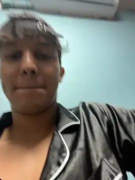 Leo Savage  online show from March 2026 03:44:02 AM