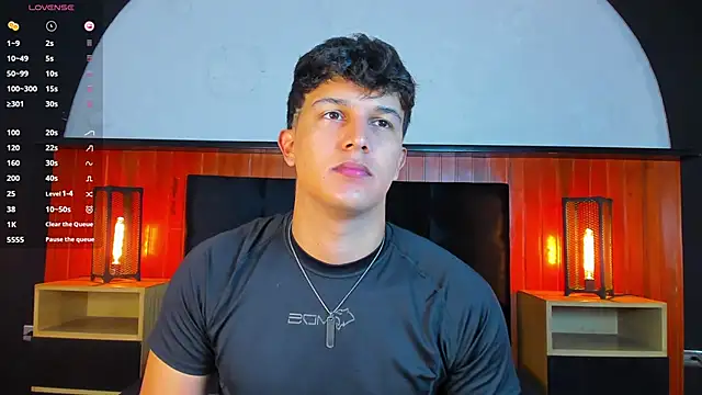 Leo Savage  online show from June 2026 04:14:02 AM