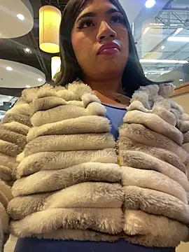 LiaSaenz27 online show from September 2025 03:05:01 PM