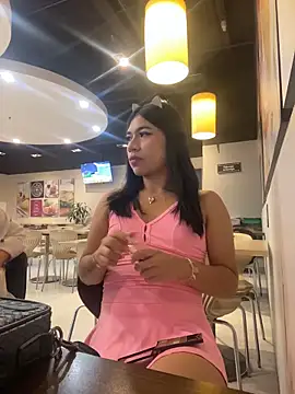 LiaSaenz27 online show from October 2025 02:39:02 PM