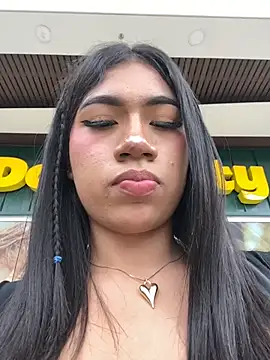 LiaSaenz27 online show from October 2025 03:25:01 PM