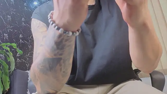 Alexander ferre online show from January 2026 01:16:01 PM