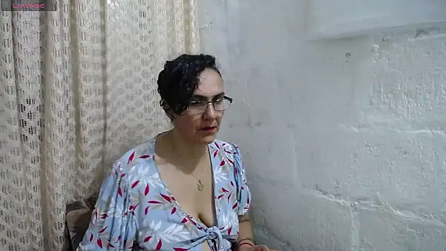 gabbyparker  online show from September 2025 08:49:02 AM