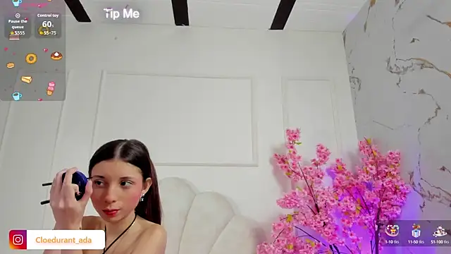 Snapshot of Cloedurant chatting on October 2025 07:45:01 PM Cloedurant online show from October 2025 07:45:01 PM