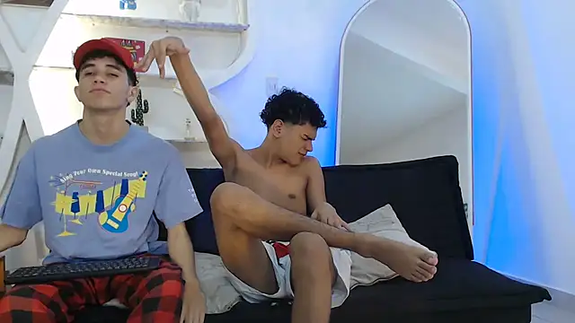 Snapshot of THREE_GUYS_HOT chatting on October 2025 07:22:02 PM THREE GUYS HOT online show from October 2025 07:22:02 PM