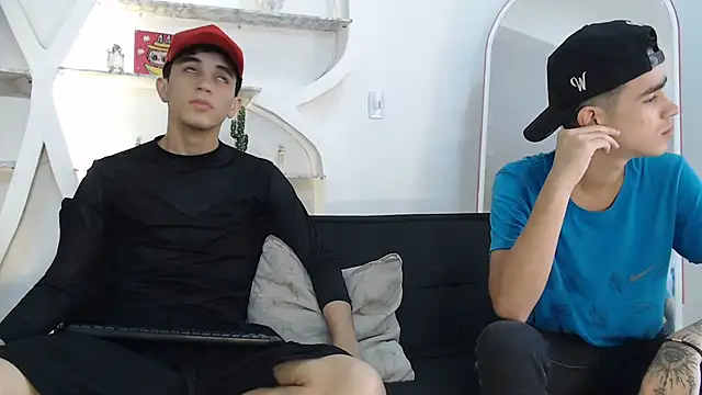 Snapshot of THREE_GUYS_HOT chatting on October 2025 07:25:02 PM THREE GUYS HOT online show from October 2025 07:25:02 PM