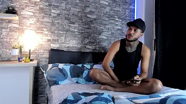 Theimperialboys  online show from December 2025 10:47:01 PM