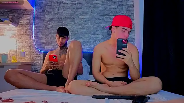 Theimperialboys  online show from April 2026 11:28:01 PM