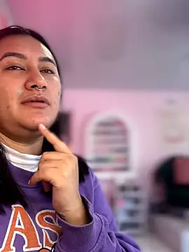 NalaRouge online show from April 2026 01:12:01 PM