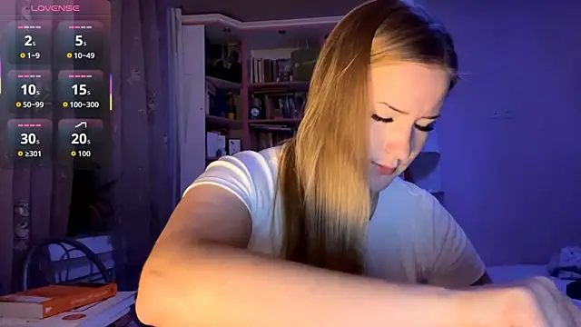 PandaFluff online show from October 2025 03:31:02 PM