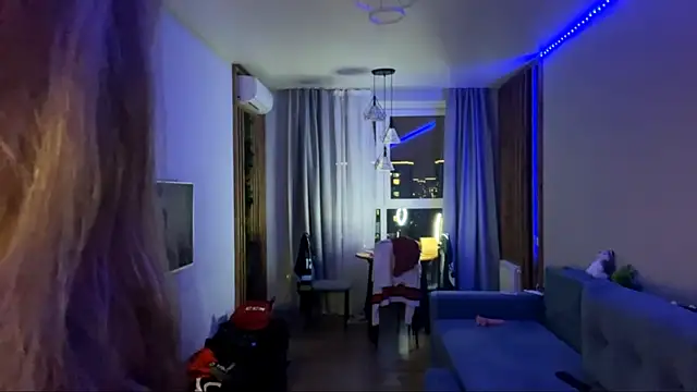 PandaFluff online show from November 2025 04:28:01 PM