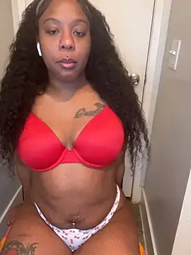 ObsessedWLyla online show from January 2026 10:08:02 AM