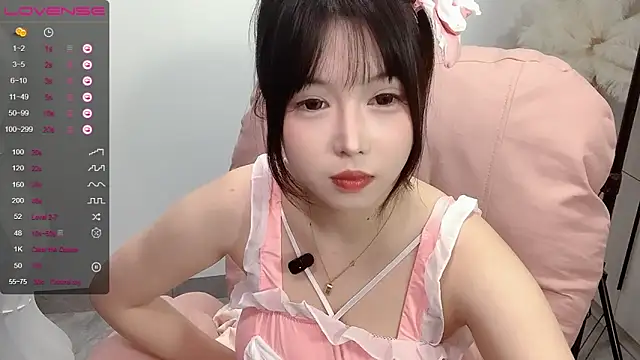 A SR 002 online show from September 2025 03:16:01 PM