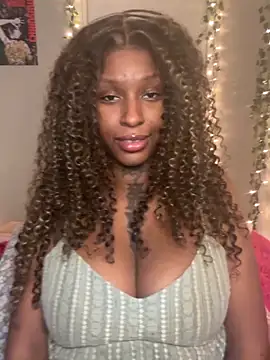 MistiSavannah online show from February 2026 01:52:02 PM