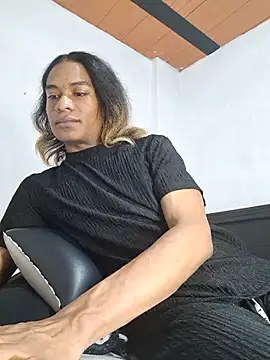 Noah Miller7 online show from October 2025 02:54:01 PM