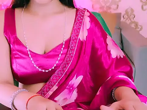 My Rose online show from October 2025 04:59:02 PM