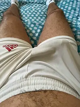 Beurberry19 online show from October 2025 04:48:02 PM