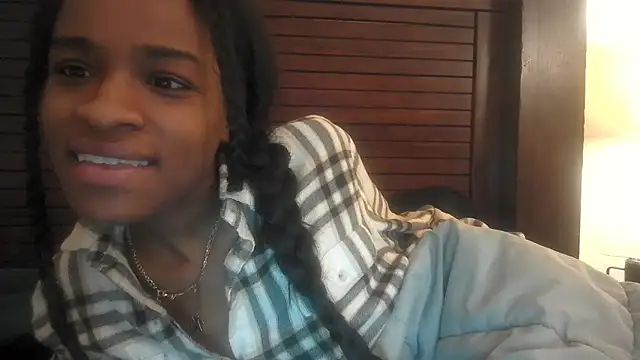 Marlowlovee online show from January 2026 01:30:01 AM