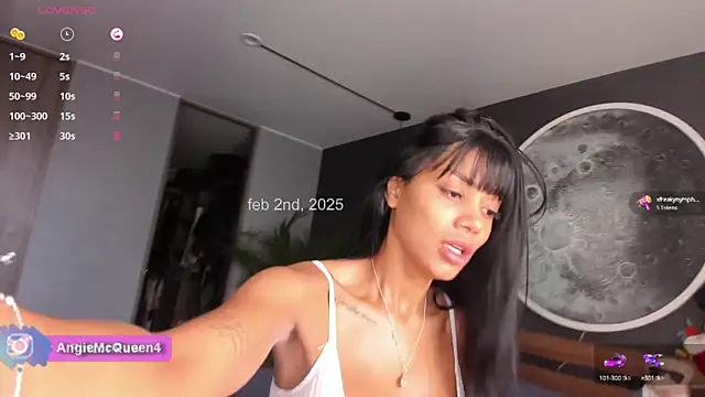 Snapshot of Sarajames chatting on February 2025 12:57:02 PM Sarajames online show from February 2025 12:57:02 PM