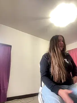 emma hot2006 online show from September 2025 04:07:01 PM