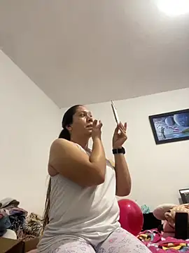 emma hot2006 online show from October 2025 05:46:02 PM