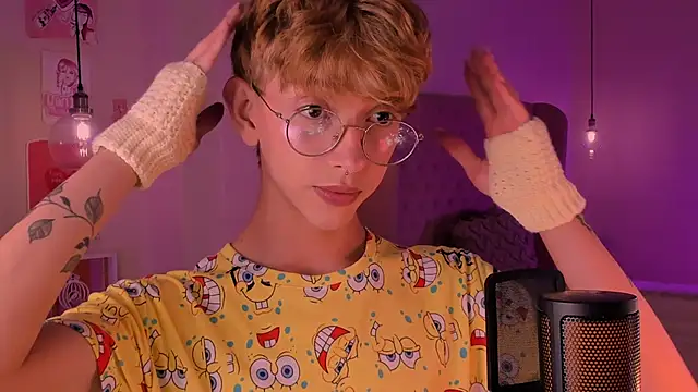 imDamiano online show from October 2025 10:30:02 PM