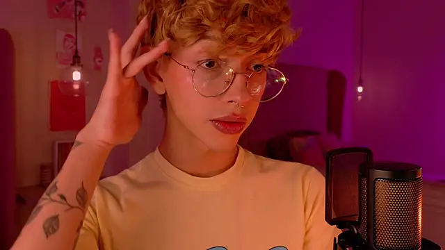 imDamiano online show from October 2025 09:27:01 PM