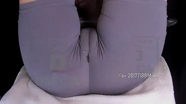 Cameltoe squirt inPants online show from December 2024 02:49:01 PM