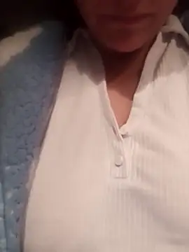 Snapshot of Cassandrina1 chatting on October 2025 04:20:02 AM Cassandrina1 online show from October 2025 04:20:02 AM