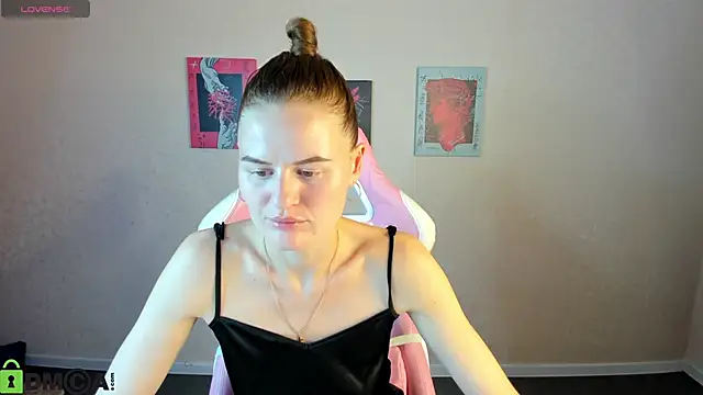 Wanda Gomez online show from September 2025 03:16:01 PM