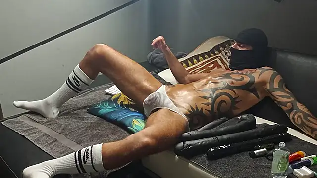 slavic boy 39 online show from February 2026 04:14:01 PM