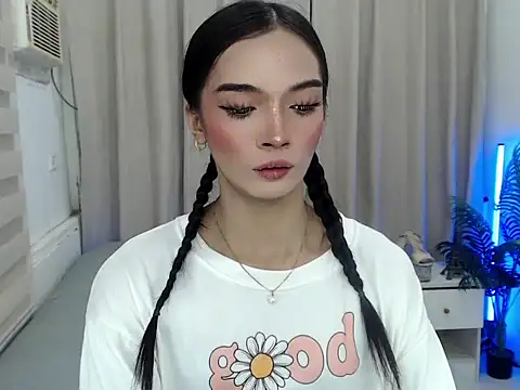 Snapshot of anastasia_cums chatting on October 2025 05:43:02 PM anastasia cums online show from October 2025 05:43:02 PM