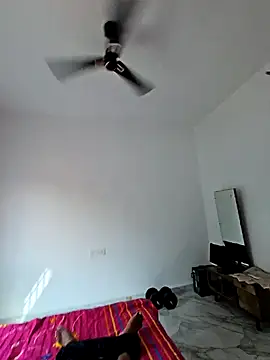 LundBoyram online show from November 2025 08:17:02 AM