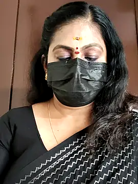 Sweetie swetha37 online show from October 2025 04:16:01 PM