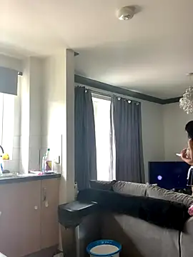 Snapshot of itsyourgirltee chatting on September 2025 02:19:01 PM itsyourgirltee online show from September 2025 02:19:01 PM