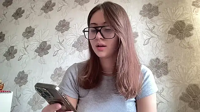 StellarAlice online show from November 2025 10:30:01 AM