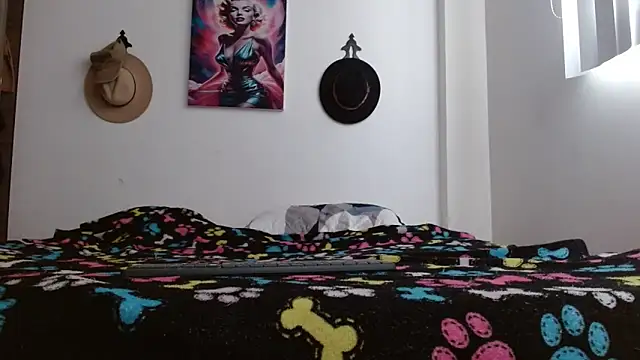 Crystal Star  online show from March 2026 12:42:02 PM