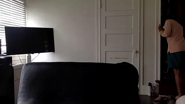 Diodre Benyoon online show from February 2026 05:08:01 PM