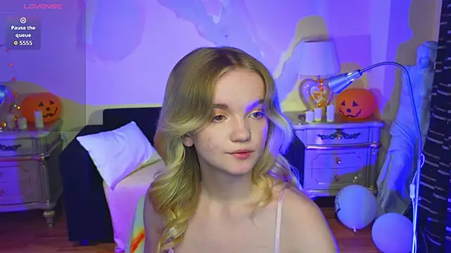 RosesKate online show from October 2025 11:55:02 AM