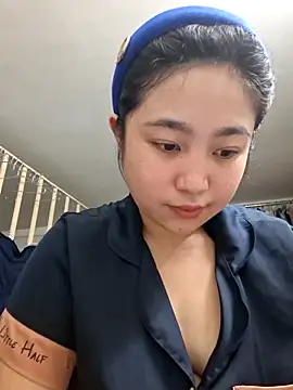 Minn-cute online show from March 2026 04:18:02 AM