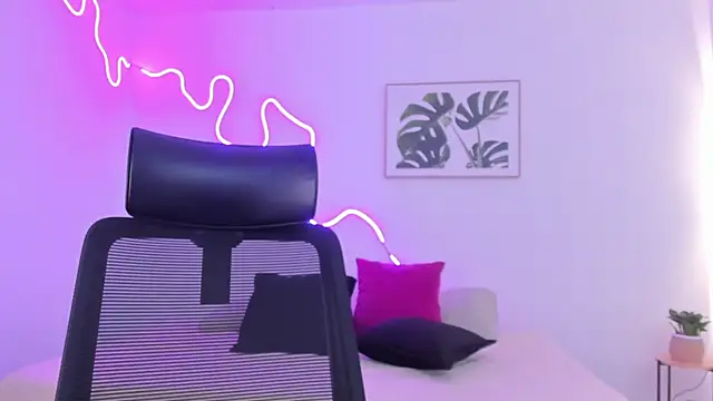 Cherrydollxx online show from October 2025 12:26:02 PM