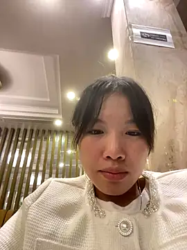 QueenLink online show from September 2025 01:57:02 PM