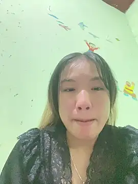 QueenLink online show from October 2025 06:06:01 PM