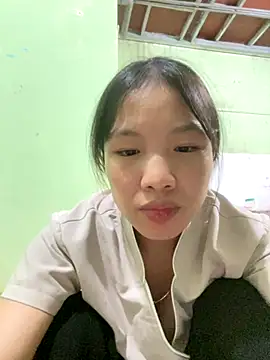 QueenLink online show from October 2025 04:08:01 PM