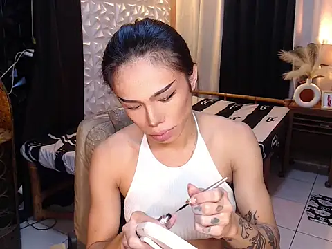 WILDROXIE online show from October 2025 10:40:01 PM