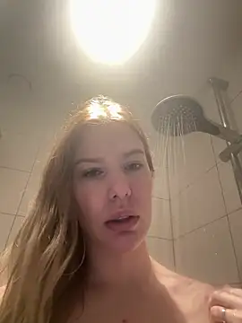 Chloemillerrxx online show from January 2026 02:44:02 PM