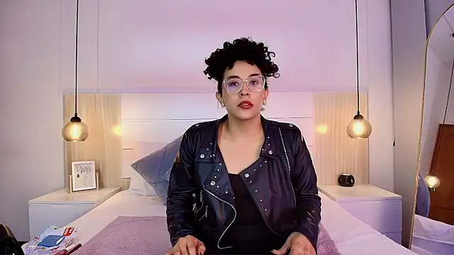 alehia cute online show from October 2025 11:16:01 PM