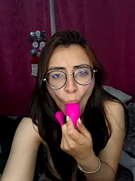 Snapshot of Natalykaty chatting on September 2025 03:39:02 AM Natalykaty online show from September 2025 03:39:02 AM