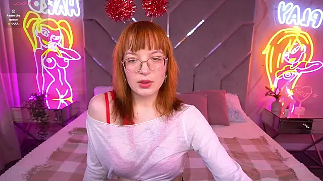 Pixie Peachh online show from December 2025 02:46:01 PM