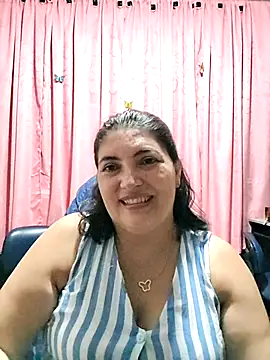 lina maria99 online show from December 2025 11:32:02 PM